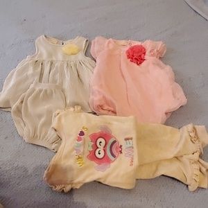 Sets & onesies